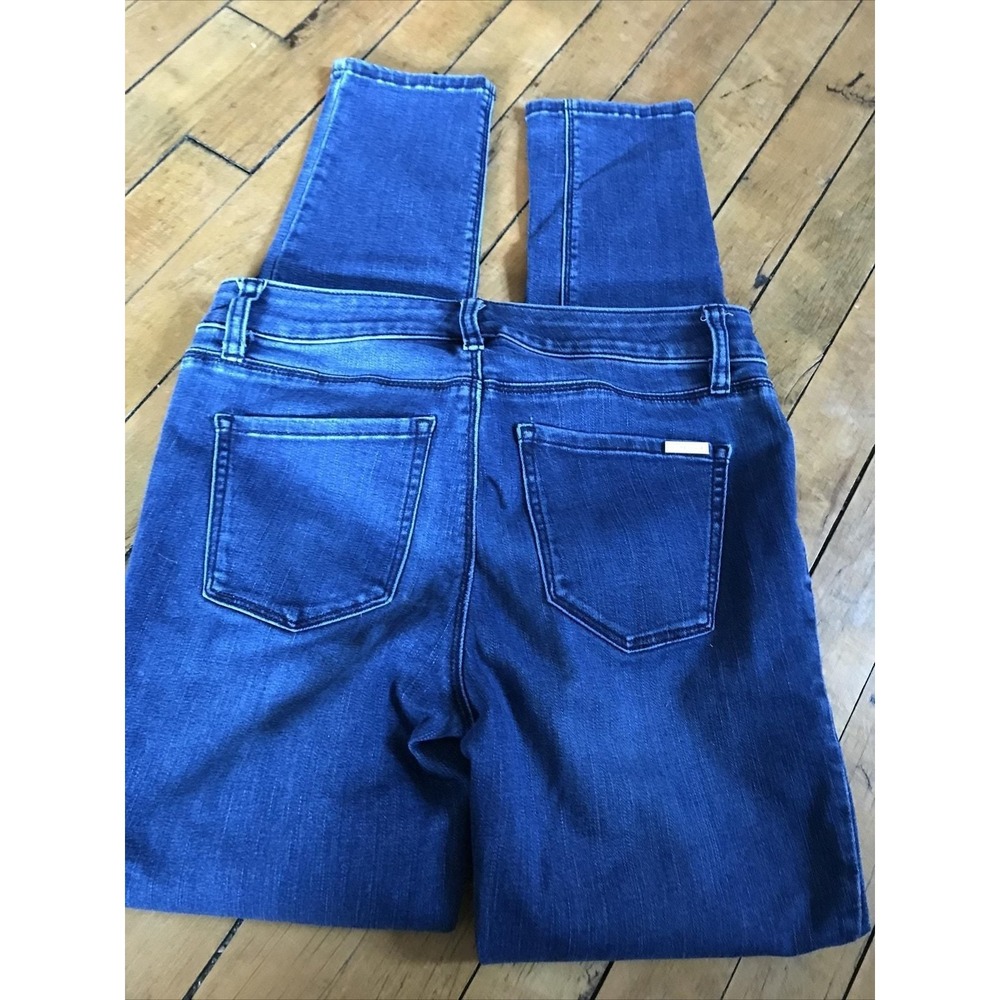White House‎ Black Market Sz 2 The Begging Blue Denim Classic Rise -